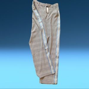 Romeo & Juliet Couture plaid, wide leg trousers.